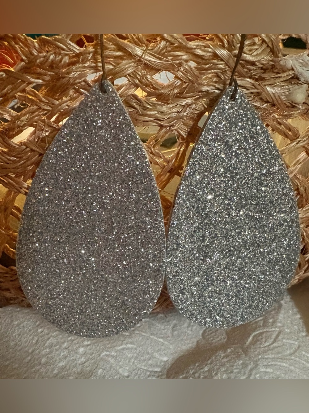 Sparkling leather tear drop dangle earrings